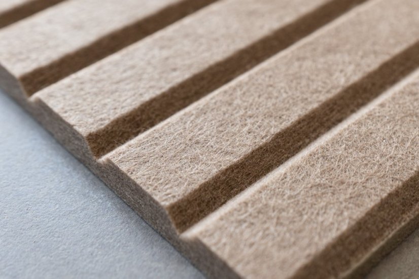 TheFelt! KitKat – Tmavo béžová