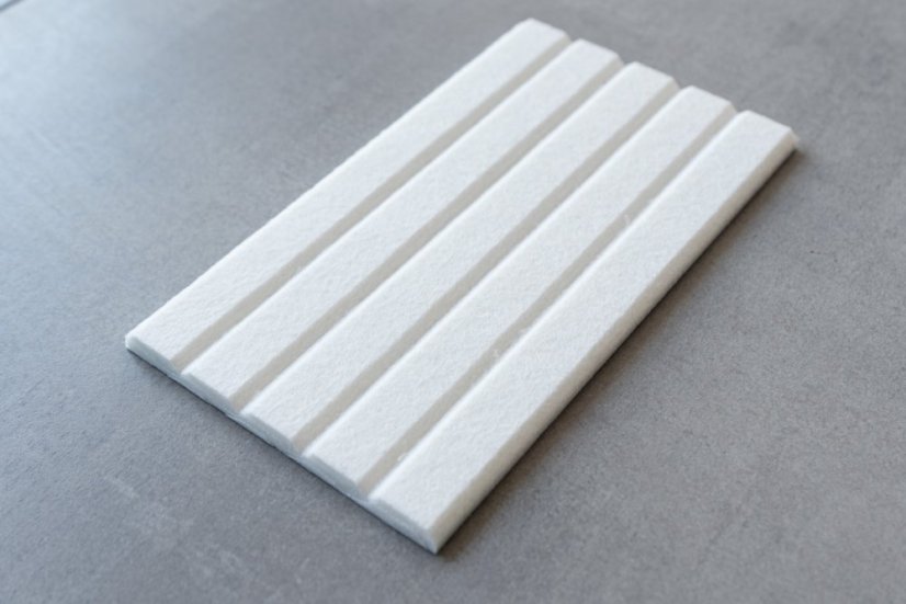 TheFelt! KitKat – Biela