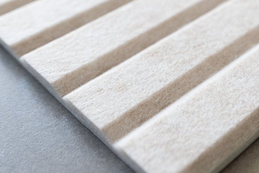 TheFelt! KitKat – Svetlo béžová