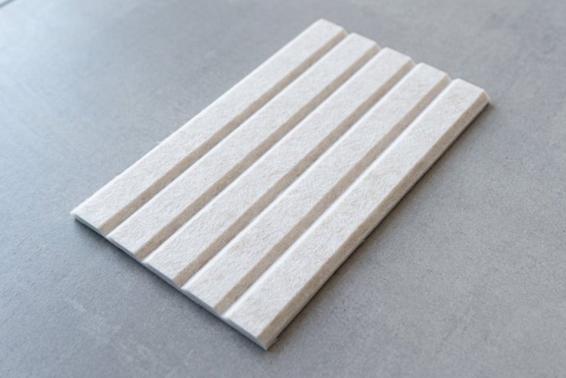 TheFelt! KitKat – Svetlo béžová