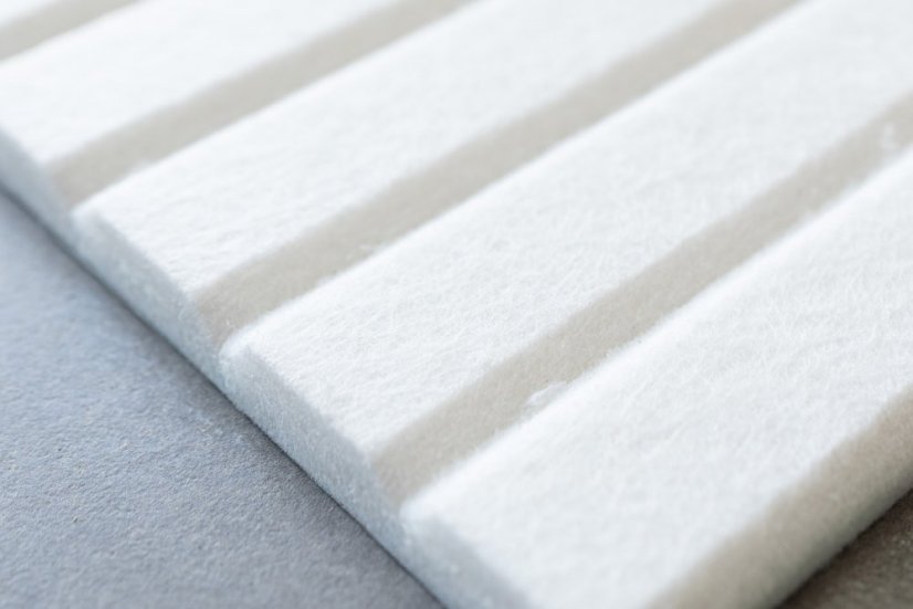 TheFelt! KitKat – Biela
